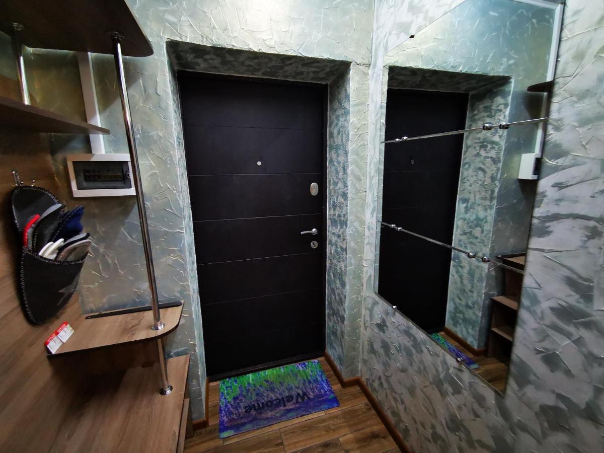 Міні Квартал Hotell Yahotyn Exteriör bild